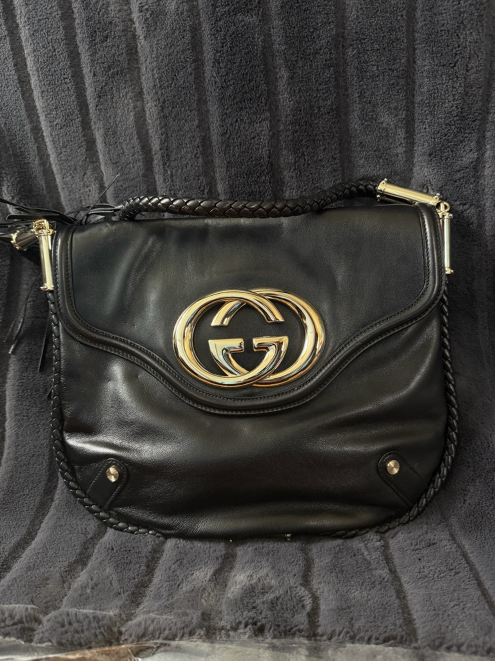 Gucci Black Leather Shoulder Bag with Gold Double G Emblem